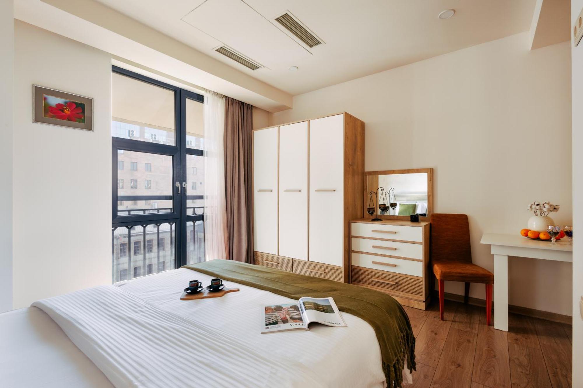 Residence Koghbatsi 16 Yerevan Exterior photo